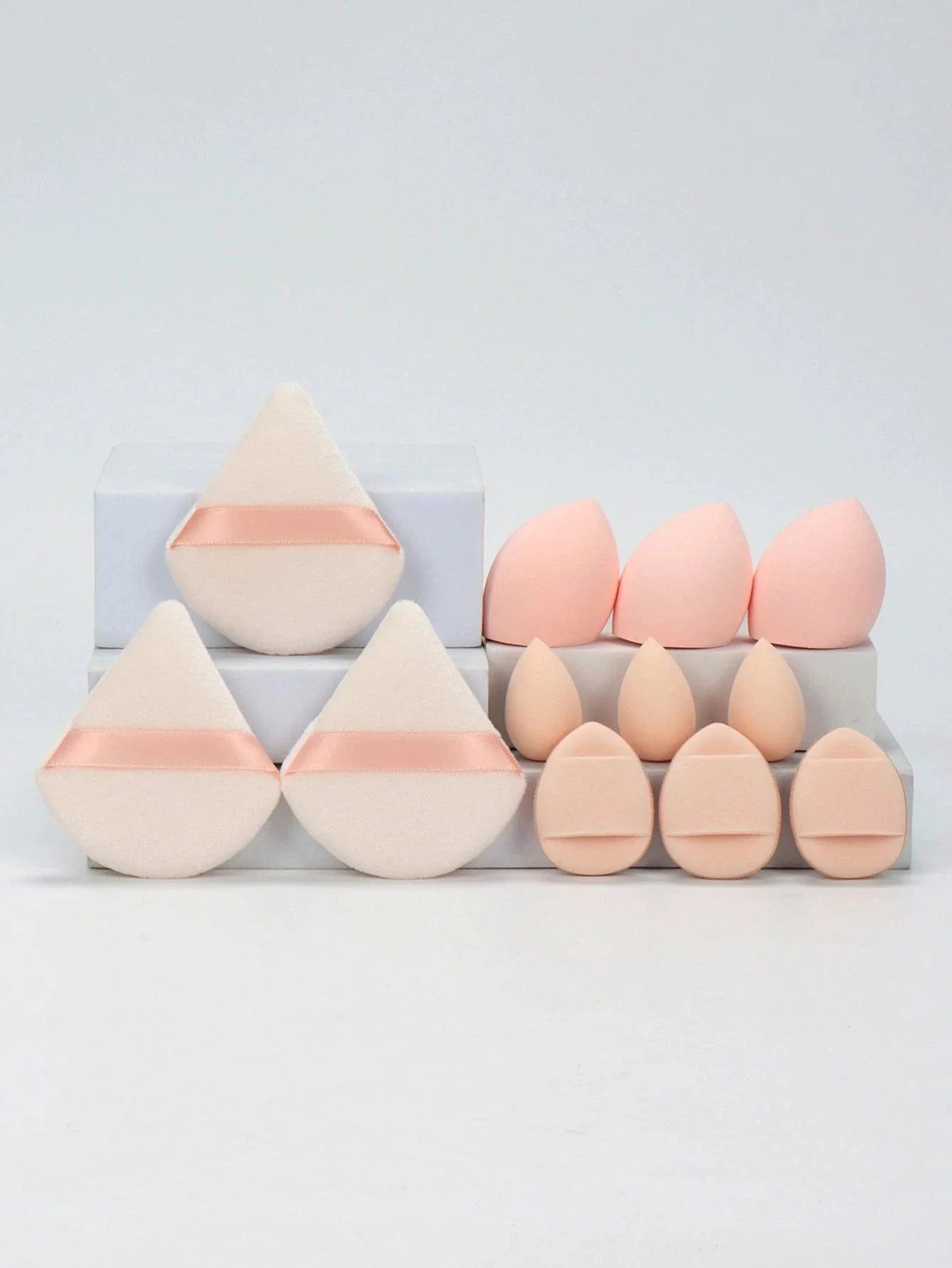 Juego de 12 Esponjas de Maquillaje Multiusos
