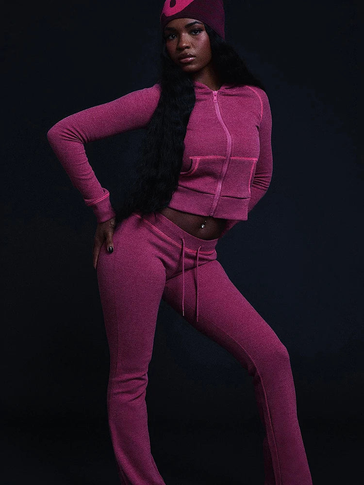 Conjunto de chándal con capucha y cremallera para mujer con pantalones acampanados