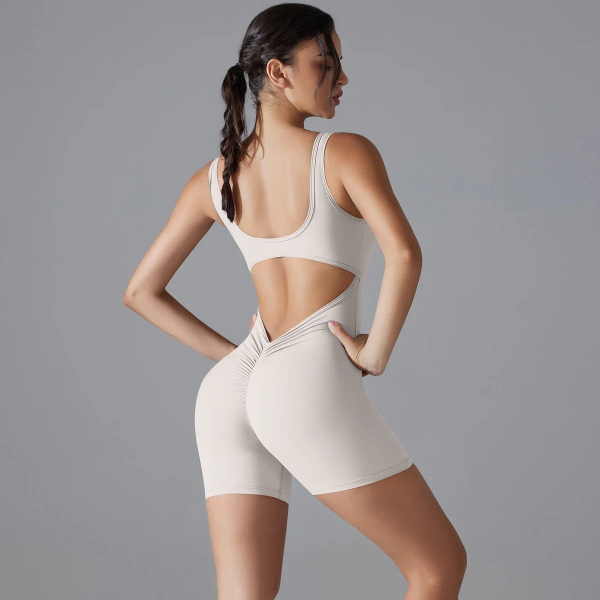VibeFlex Women's Scrunch Jumpsuit - Stylish Activewear