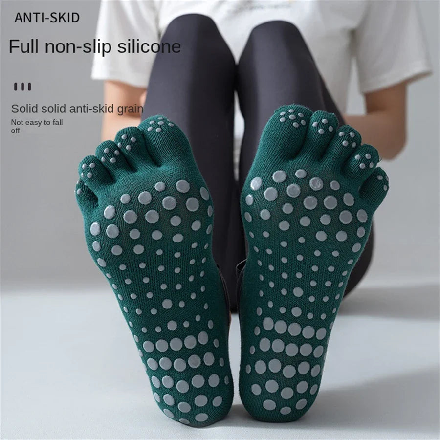 Chaussettes de yoga anti-dérapantes à cinq doigts pour femmes