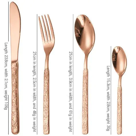 Ensemble de couverts en acier inoxydable 4 pièces pour un dîner élégant