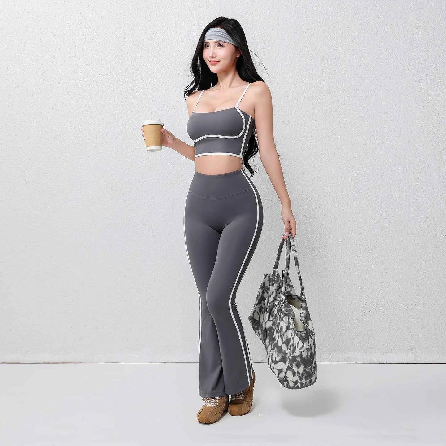 Pantalones de Yoga de Talla Grande con Corte Acampanado - Elásticos y Transpirables