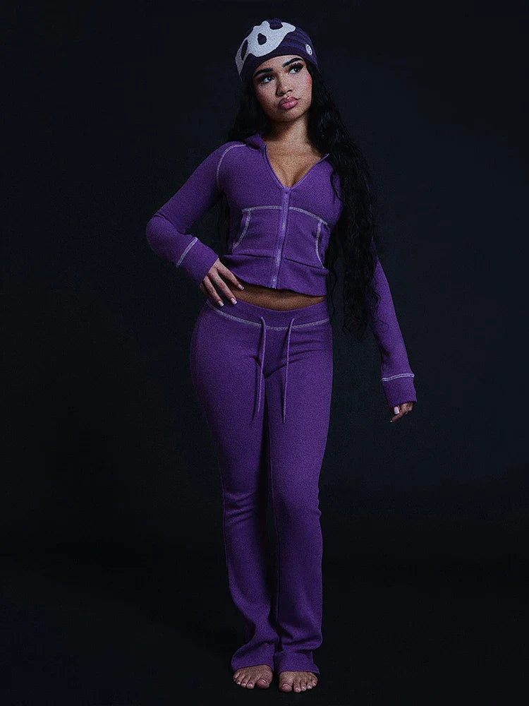 Conjunto de chándal con capucha y cremallera para mujer con pantalones acampanados