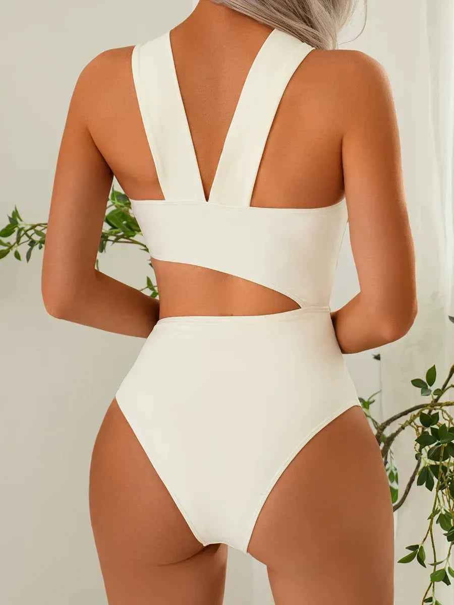Maillot de bain asymétrique à découpes florales 3D