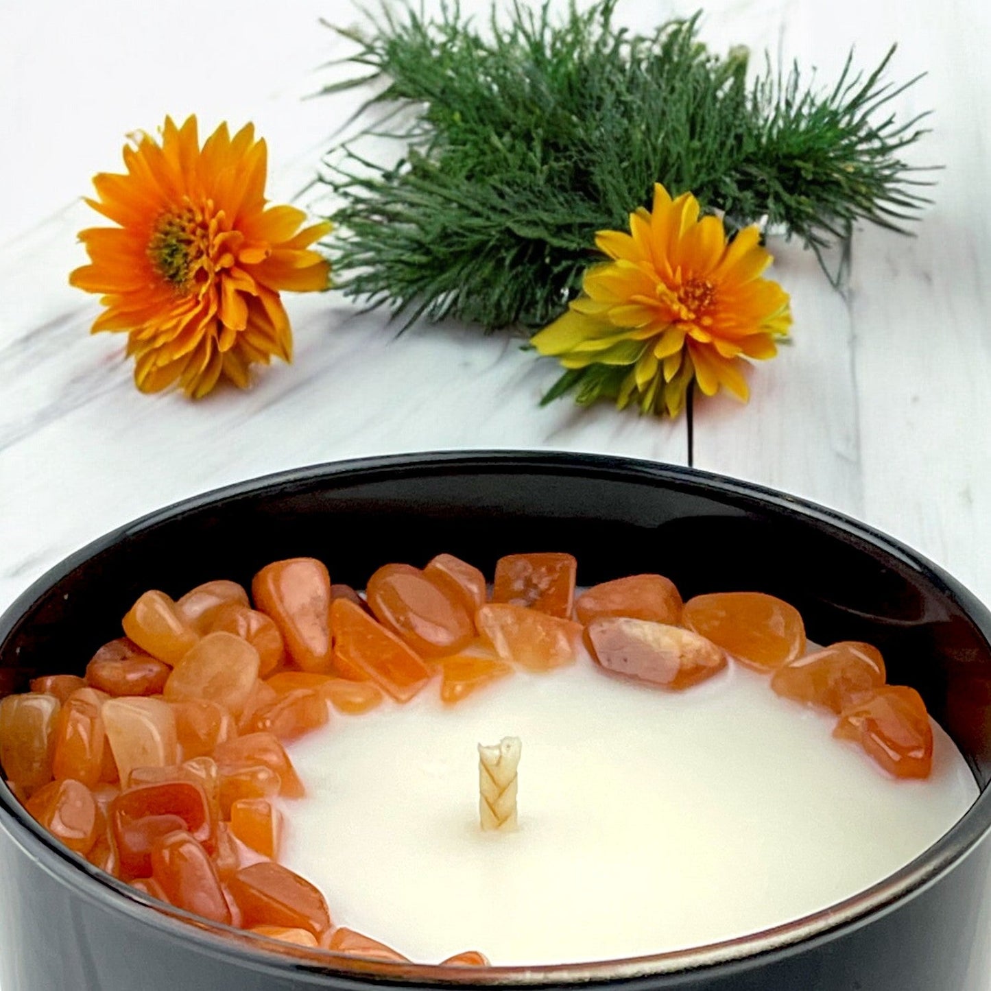 Juniper Zest Crystal Candle with Peach Aventurine | 9oz Coconut-Soy Wax Bliss - Korvel