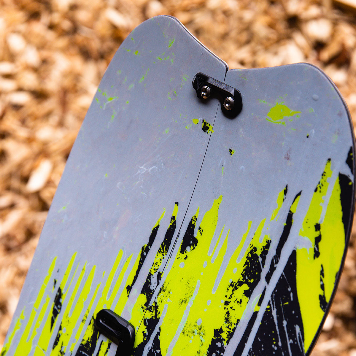 Slash by GiGi -  Vertical Split Snowboard - ApARTment - Korvel