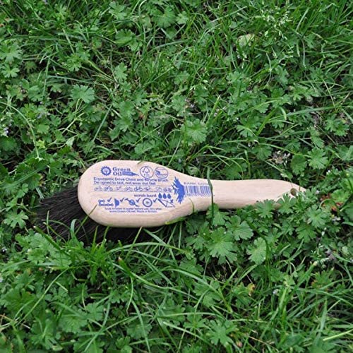 Green Oil Bicycle Brush - Eco-Friendly Cleaning Tool