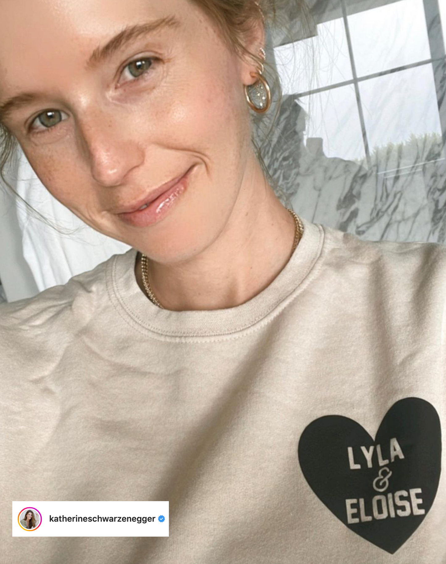 Personalizable Beige Heart Sweatshirt