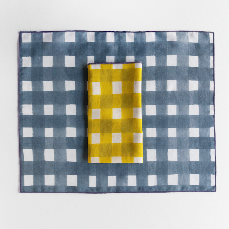 Juego de Servilletas y Manteles de Cruce Gris y Amarillo