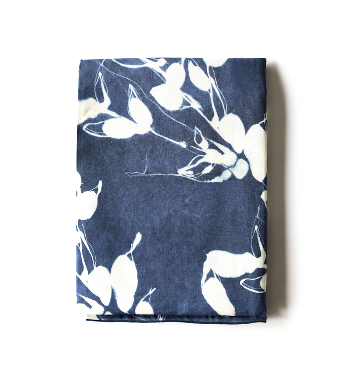Porto Print Indigo Tablecloth - Elegant European Linen