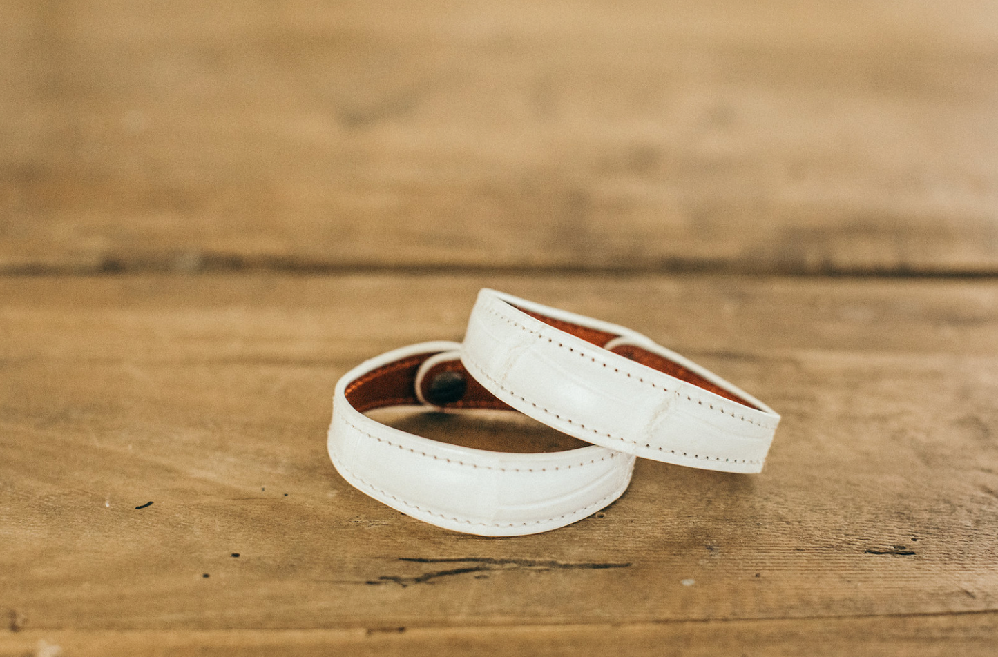 Pulsera de muñeca de cuero hecha a mano