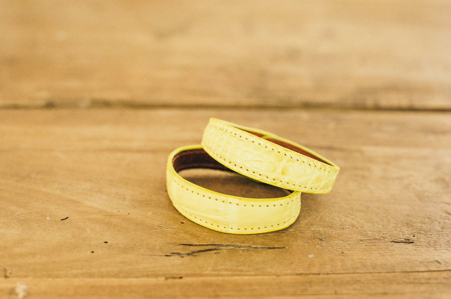 Pulsera de muñeca de cuero hecha a mano