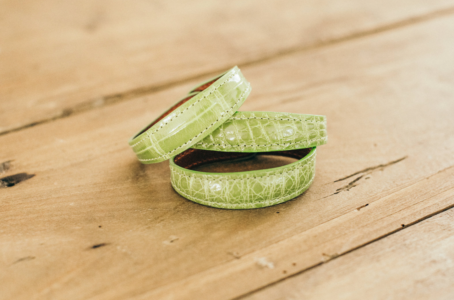 Pulsera de muñeca de cuero hecha a mano