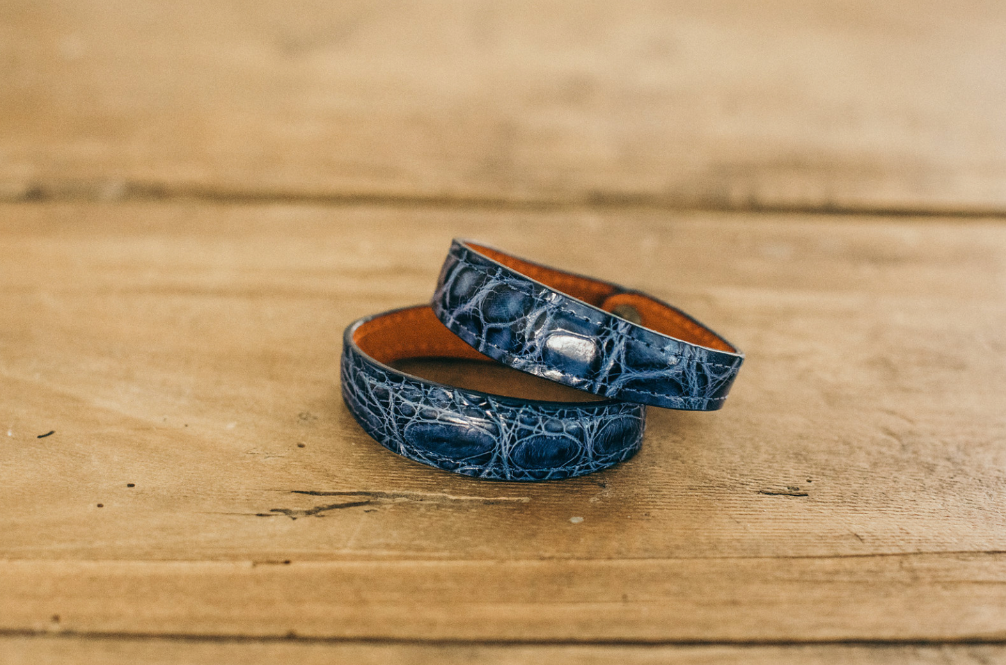 Pulsera de muñeca de cuero hecha a mano