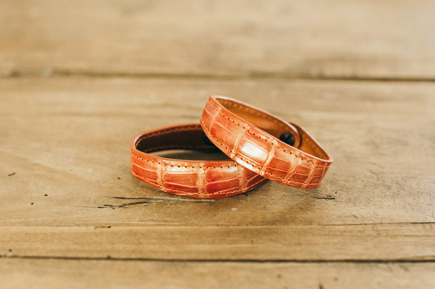 Pulsera de muñeca de cuero hecha a mano