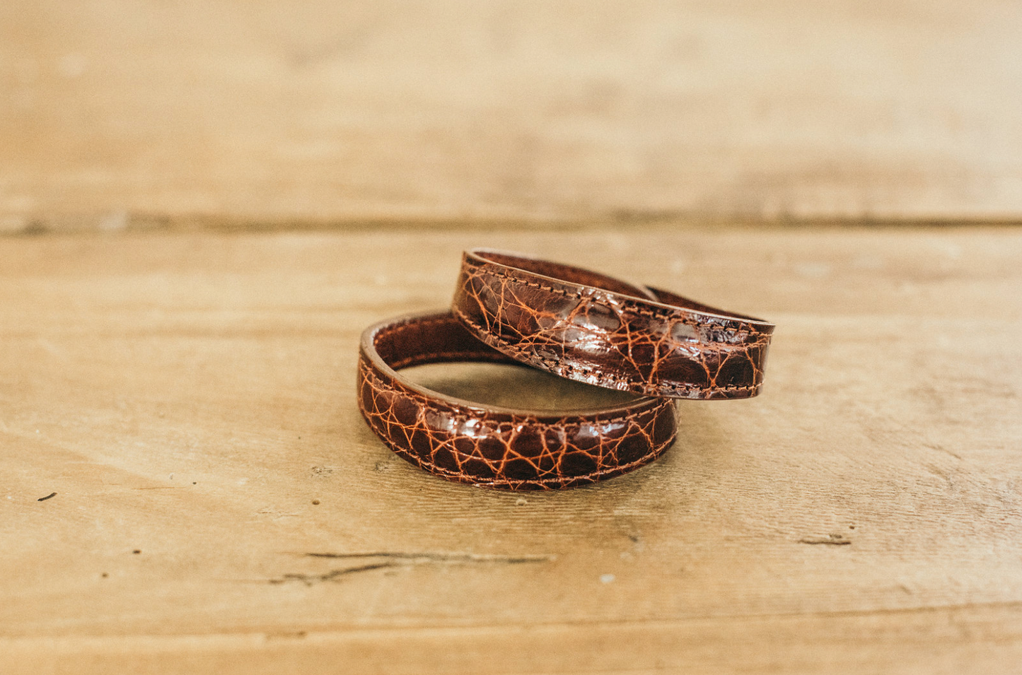 Pulsera de muñeca de cuero hecha a mano