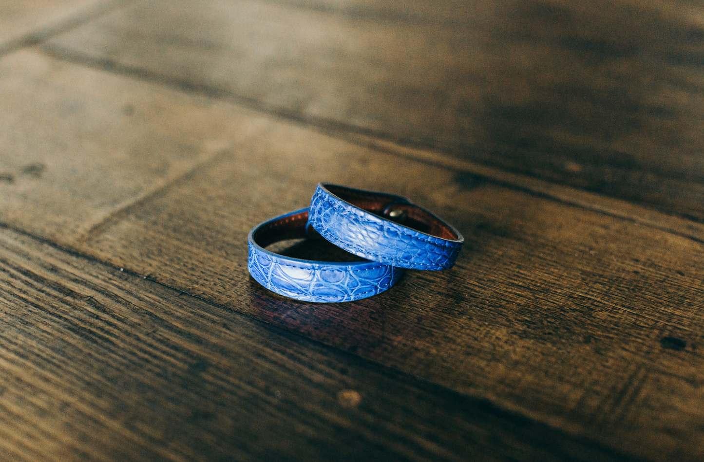 Pulsera de muñeca de cuero hecha a mano