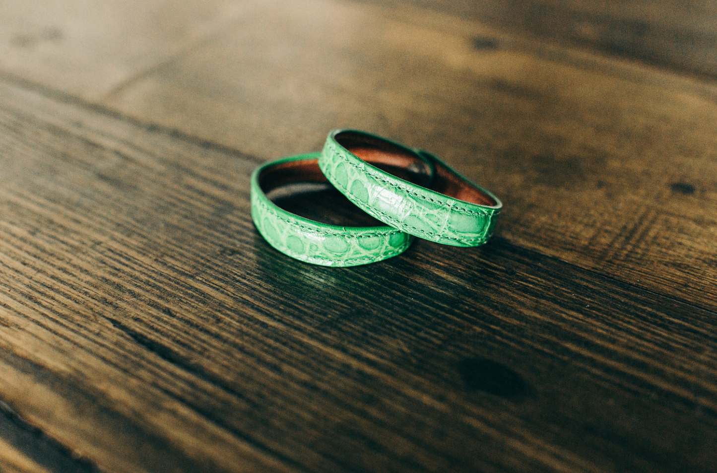 Pulsera de muñeca de cuero hecha a mano
