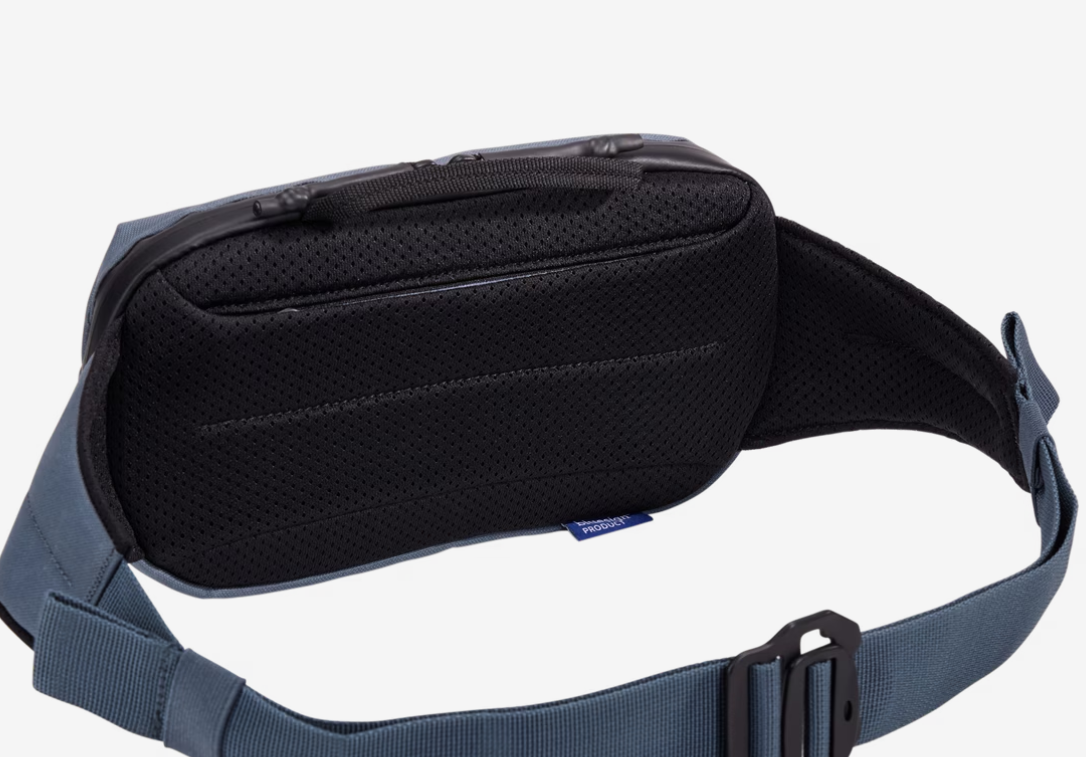 Thule Aion Sling Bag - Black
