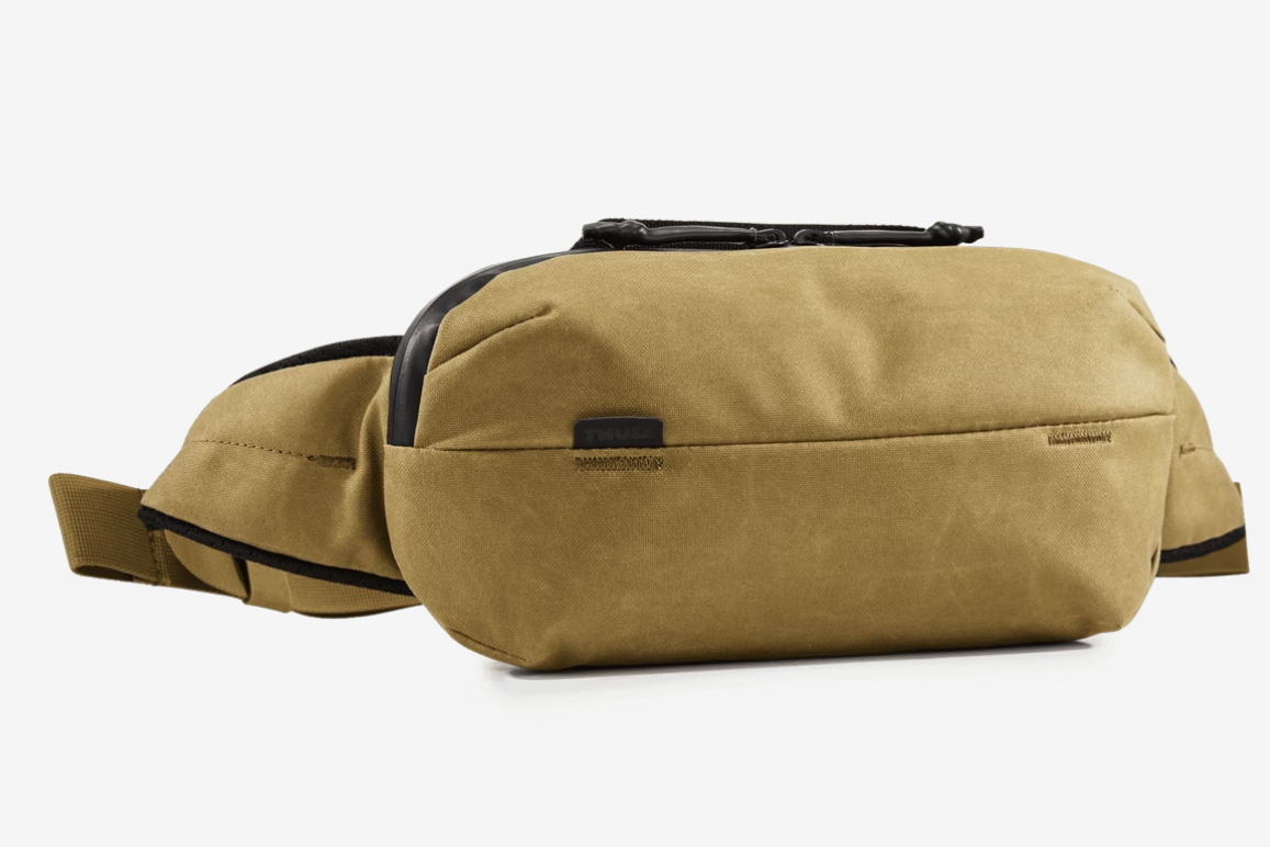 Thule Aion Sling Bag - Black