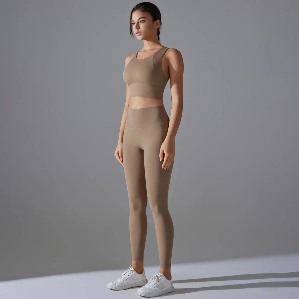 Ensemble de survêtement pour femmes : soutien-gorge de sport et pantalon de course