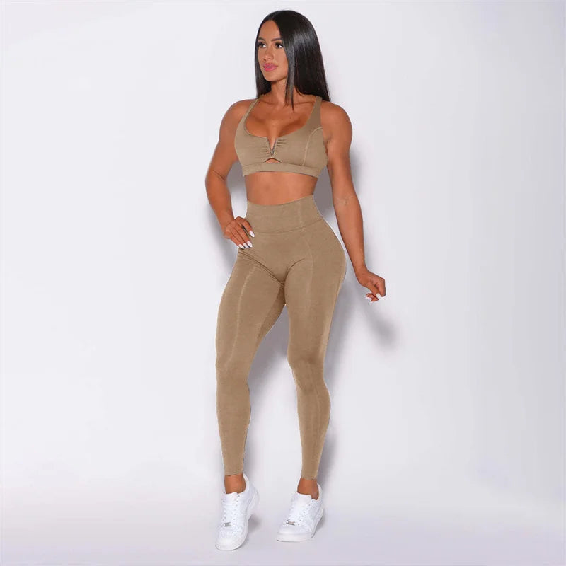 ActiveVibe Women's Fitness Ensemble: Leggings & Sports Bra
