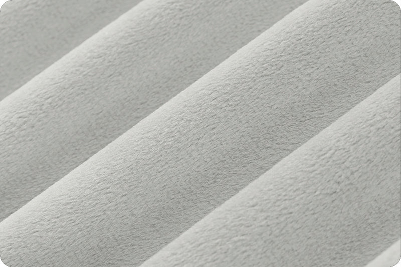 Tissu Minky Uni Silver Cuddle 3 - 58/60" par yard