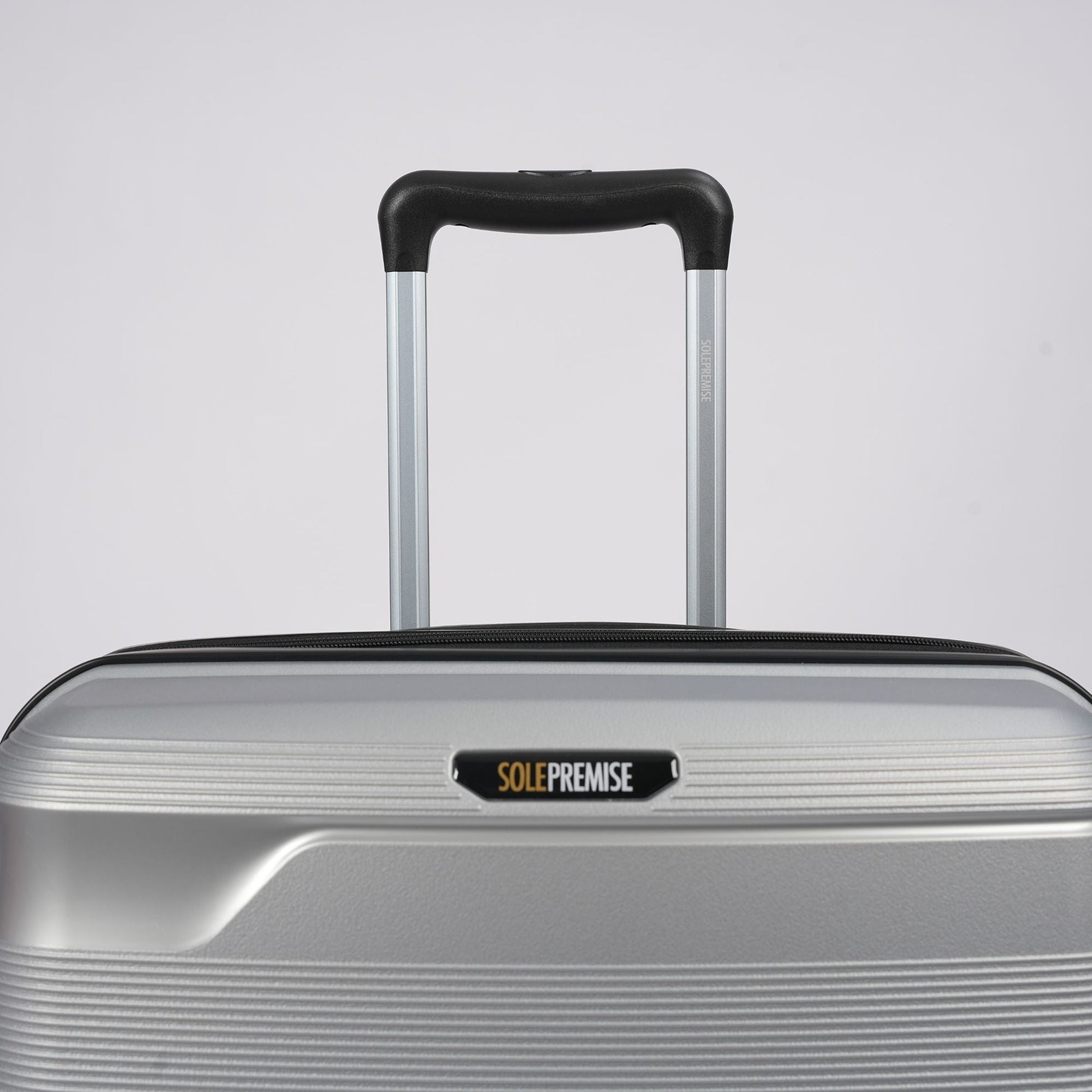 Stylish 24-Inch Silver Hardcase Spinner Luggage with TSA Lock - Korvel