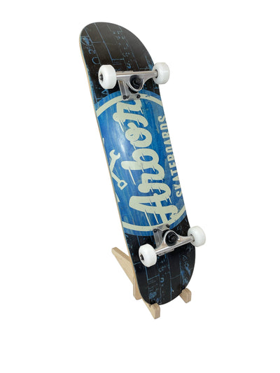 The TAILGRAB Skateboard Display Stand