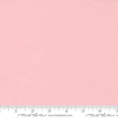 Tela Bella Solids Rosa de Hermanas 44"/45" por Yarda