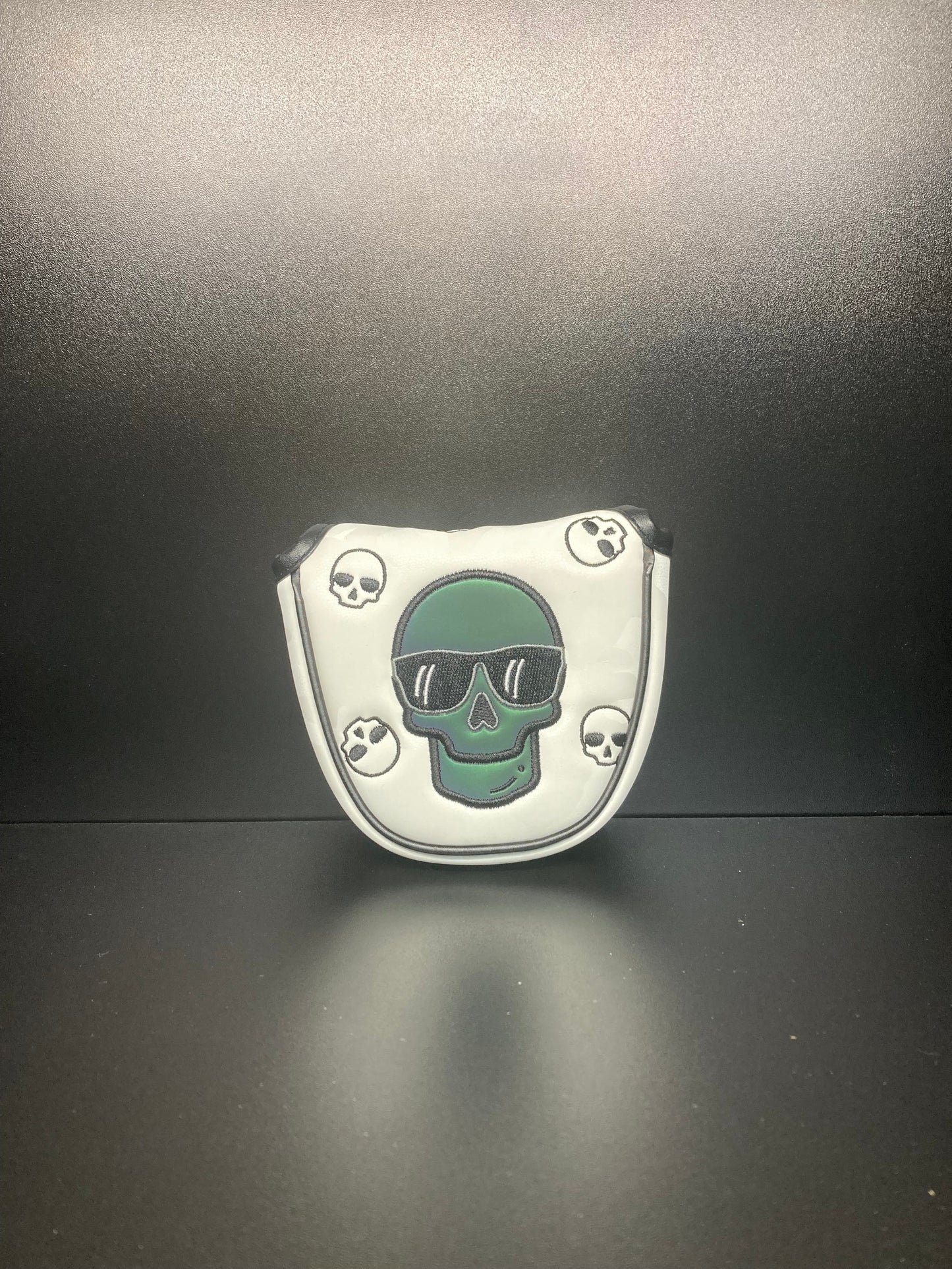 Funda de cabeza de calaveras