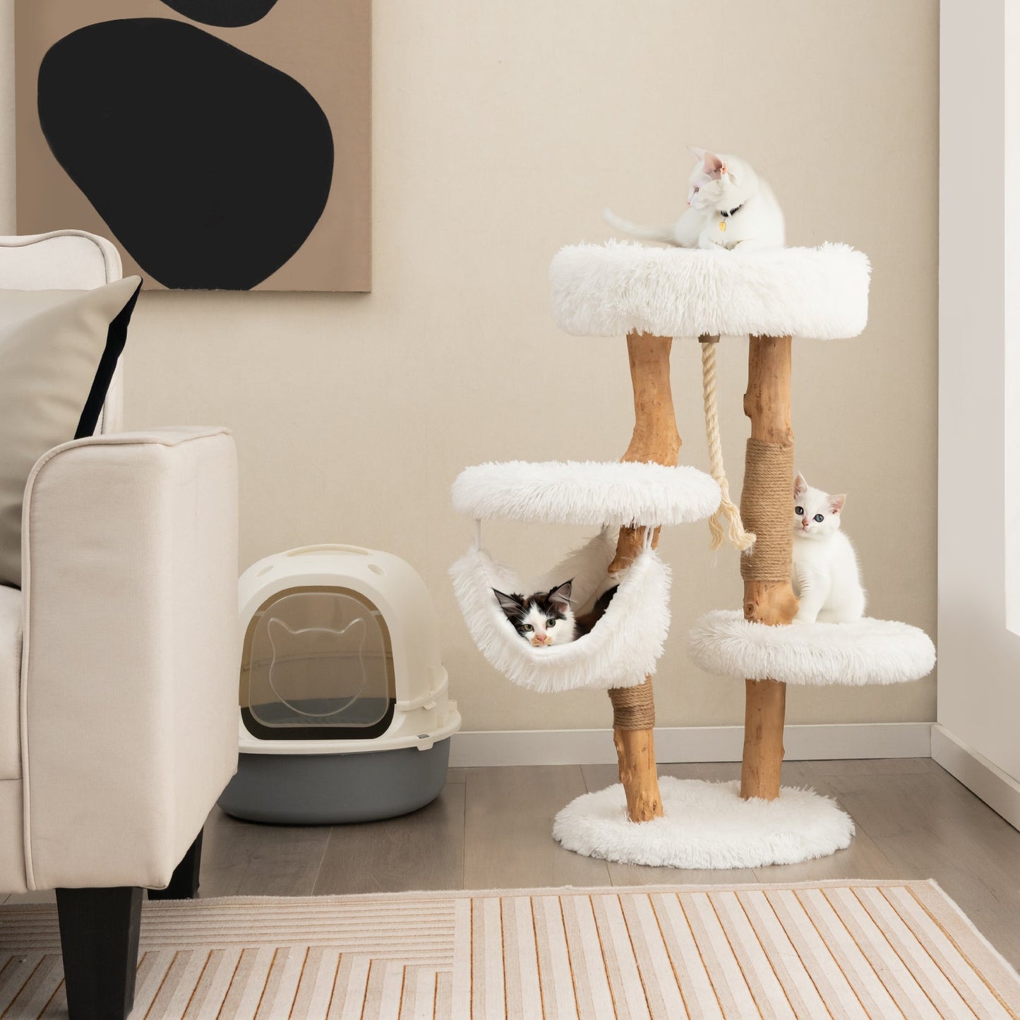 Tour en bois massif pour chats avec poteaux à gratter en jute