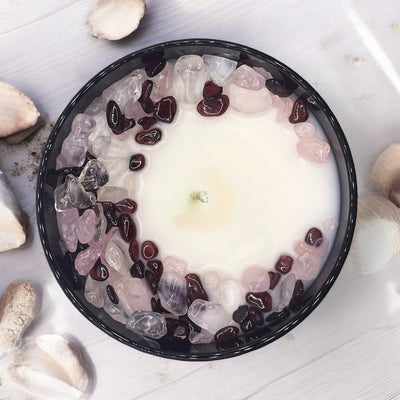 Taurus Zodiac Crystal Candle with Garnet, Clear Quartz, and Rose Quartz - 9oz