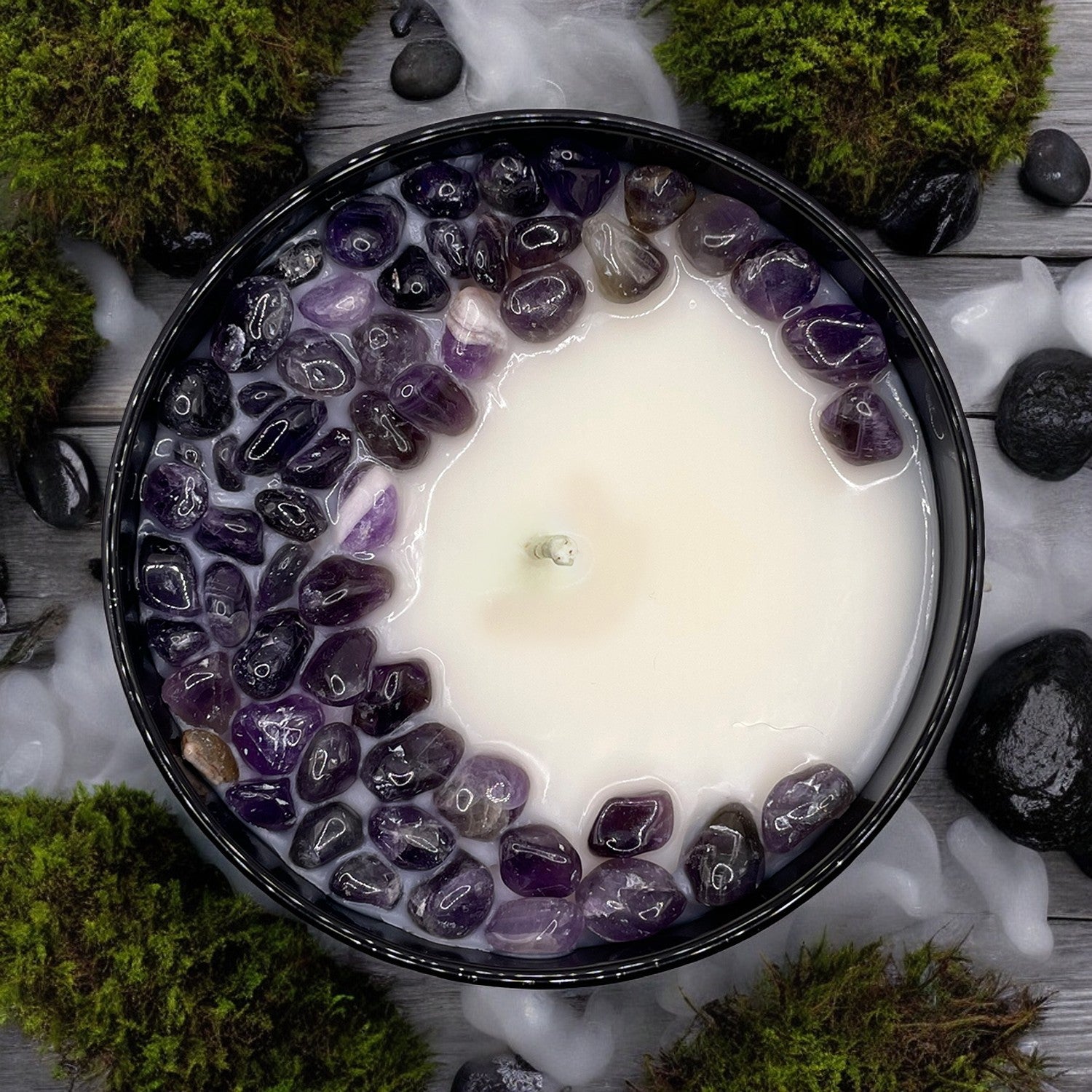 Tranquil Cypress Mist Amethyst Crystal Candle | 9oz Coconut-Soy Blend - Korvel