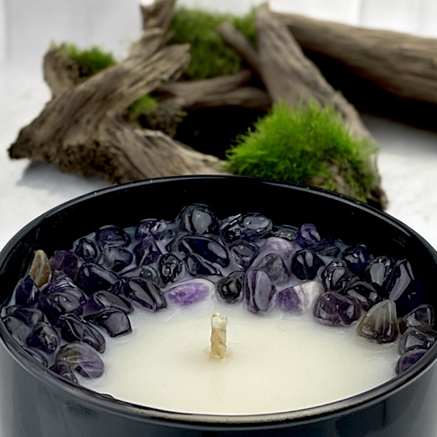 Tranquil Cypress Mist Amethyst Crystal Candle | 9oz Coconut-Soy Blend - Korvel
