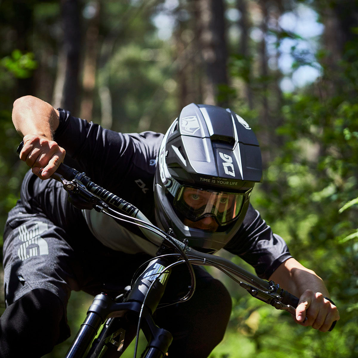 TSG Sentinel Full Face Downhill MTB Helmet