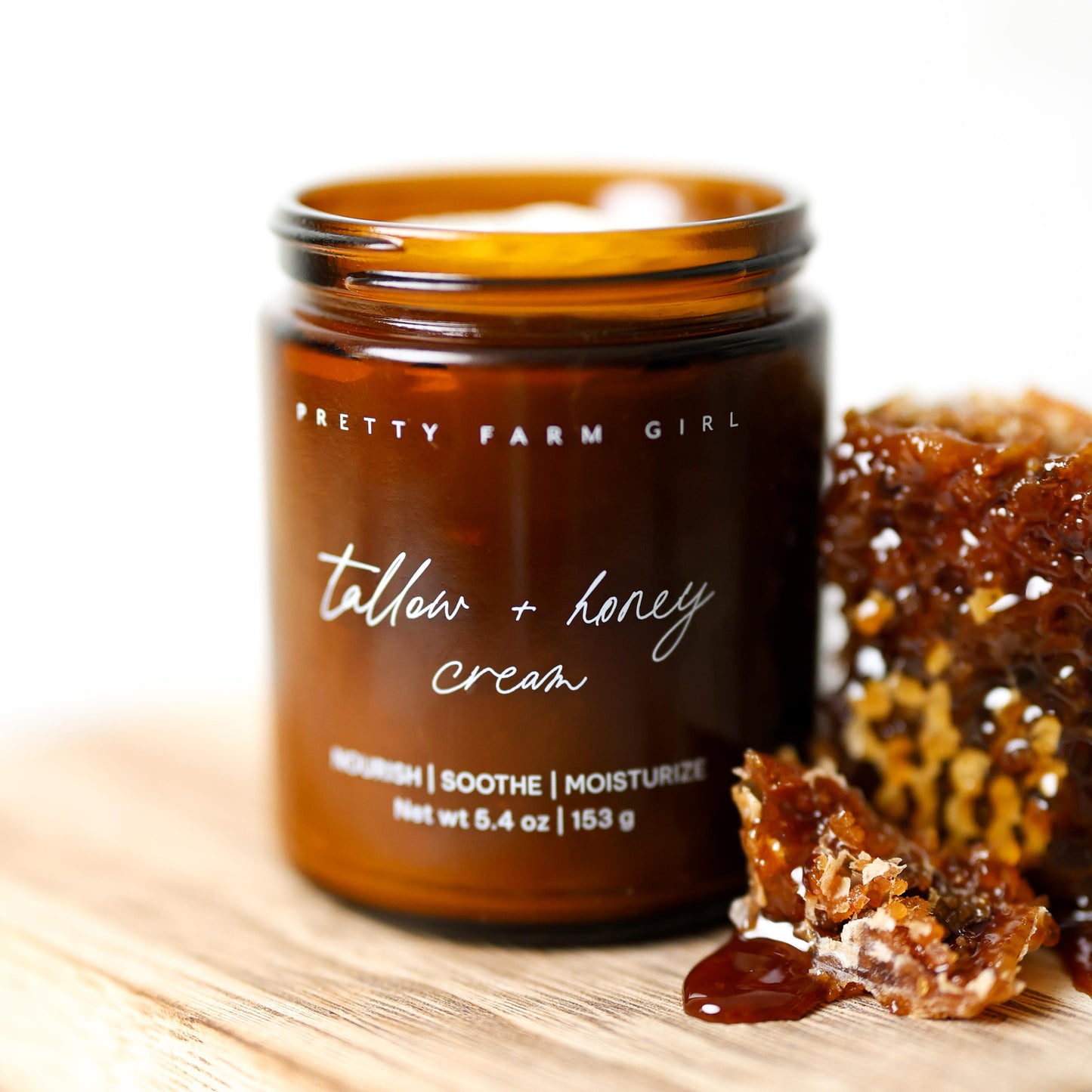 Crema suave de sebo y miel para pieles delicadas