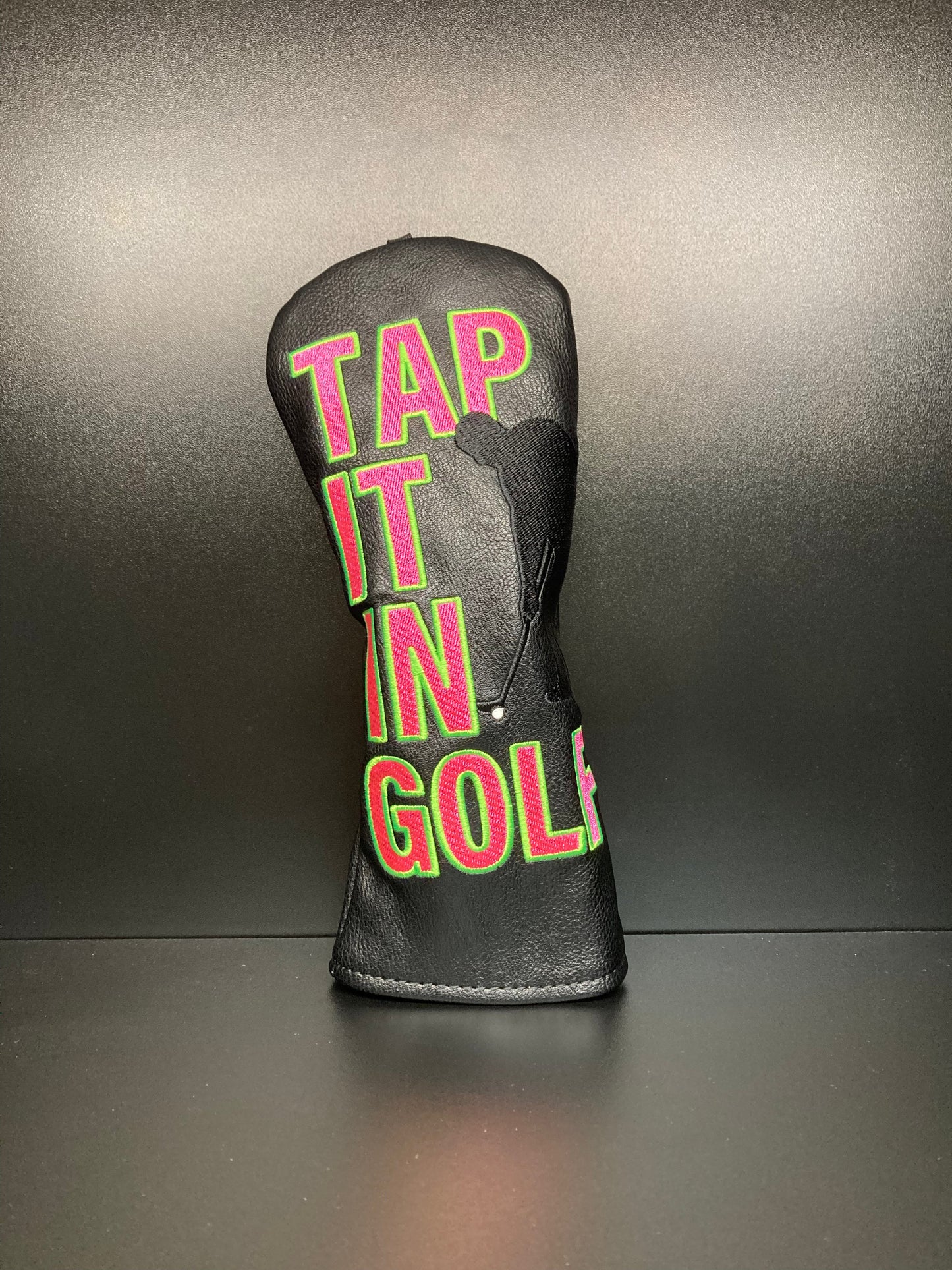 Funda elegante con silueta de golfista para palos