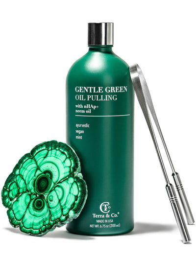 Gentle Green™ Oral Detox Bundle – Stainless Steel Tongue Scraper & Ayurvedic Oil Pulling (Fluoride-Free, Enamel Support) - Korvel