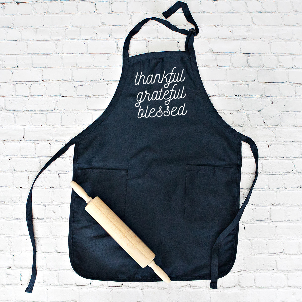 Premium Thanksgiving Aprons for the Culinary Enthusiast