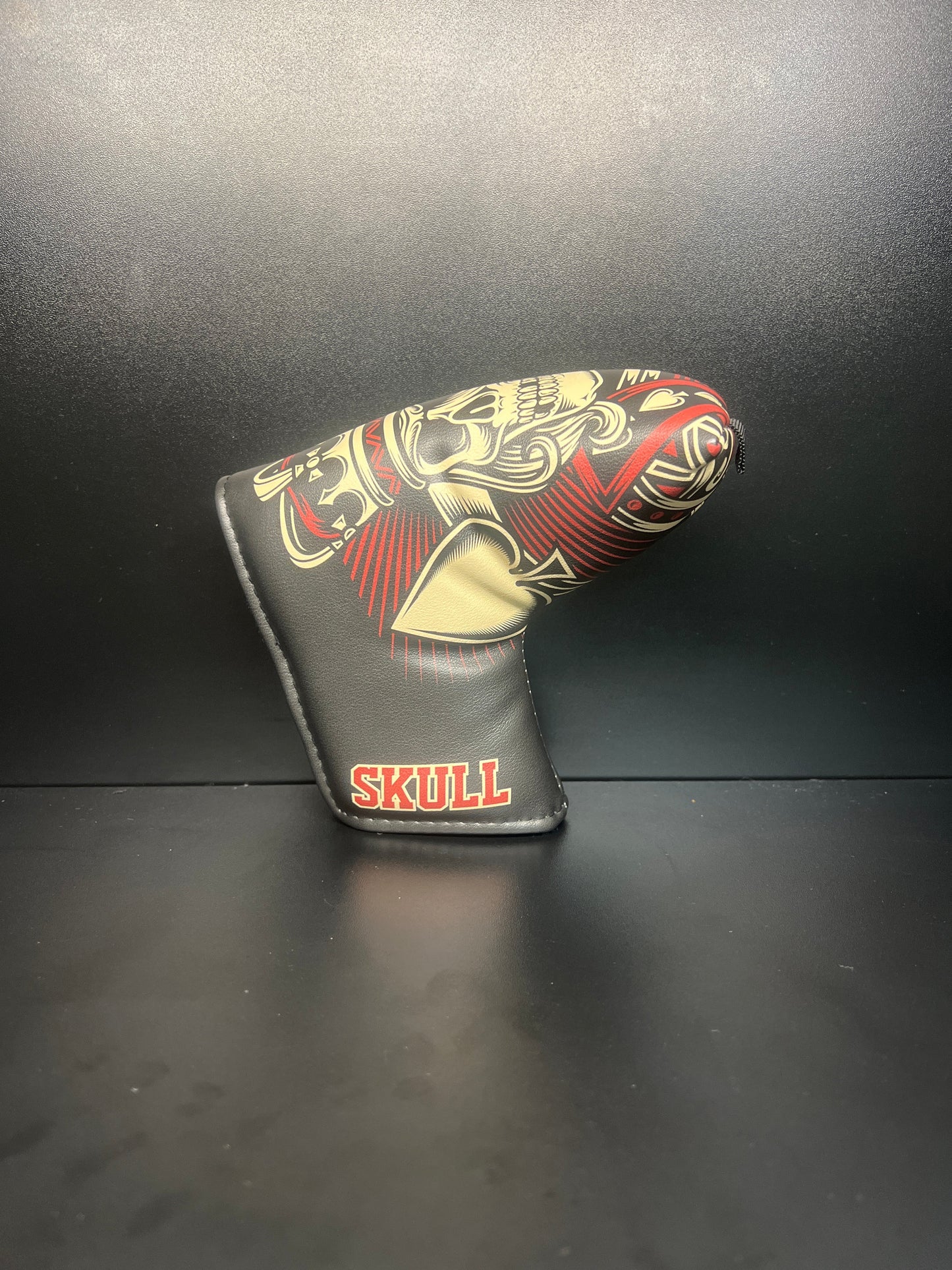 Gorro de golf Royal Rebel Skull
