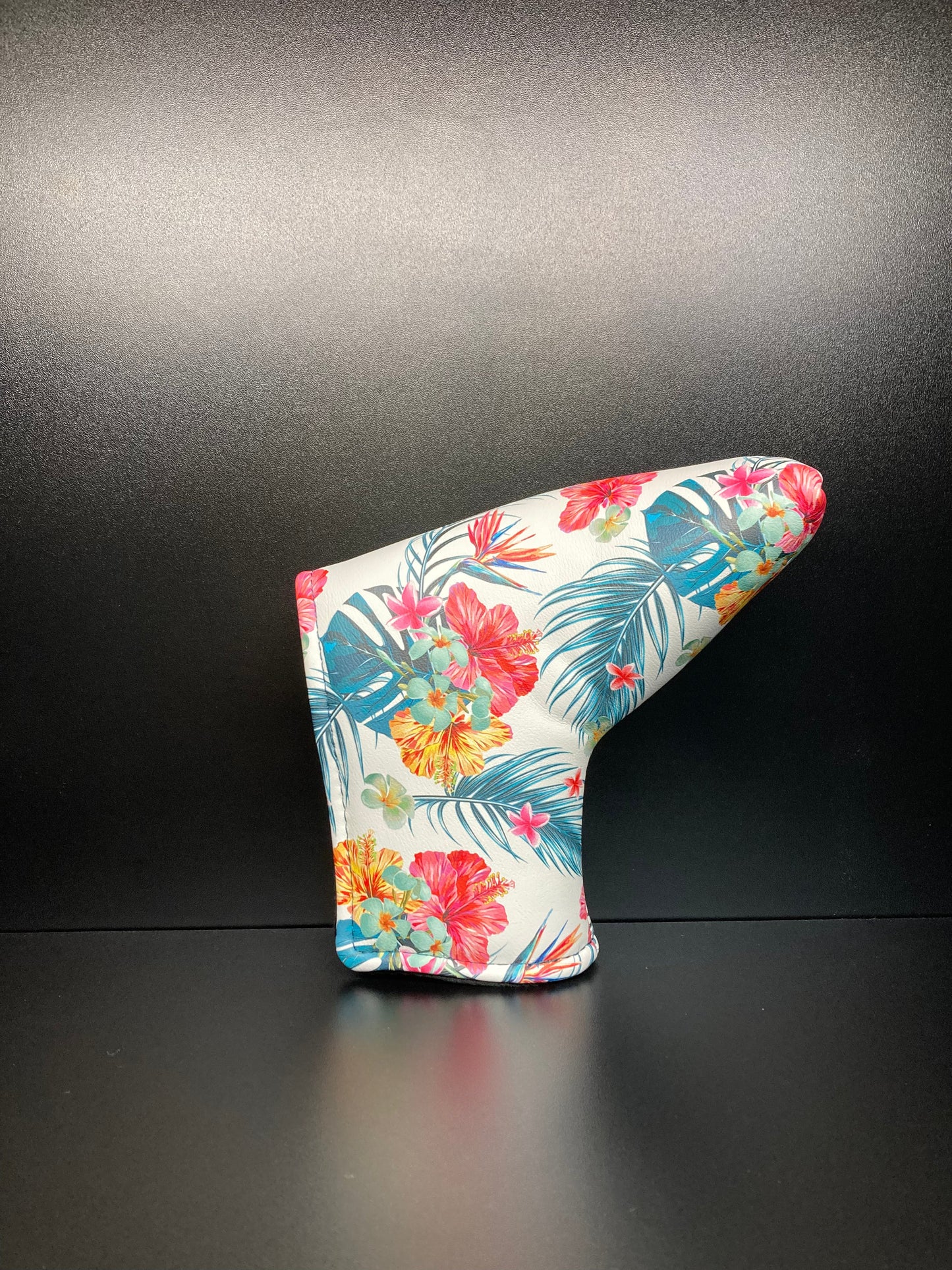Couvre-club de golf à motif floral tropical vibrant