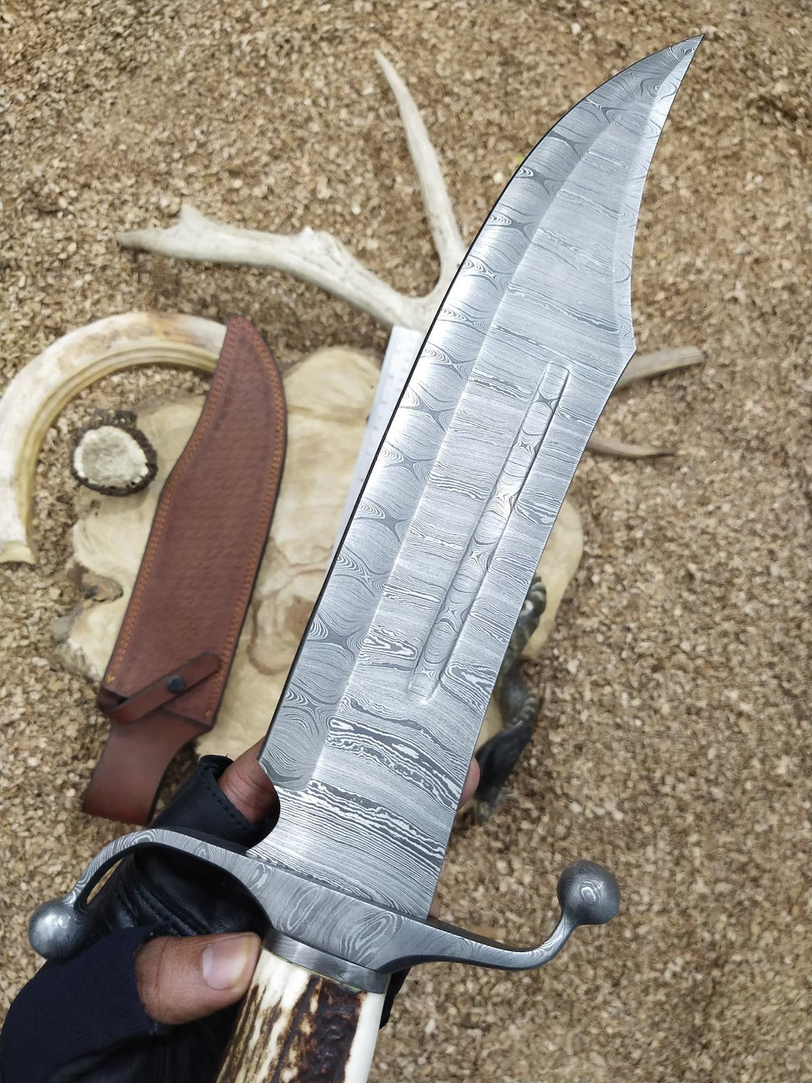 Artisan Crafted Bowie Knife with Unique Twisted Damascus Blade & Antler Handle - 15 Inches - Korvel