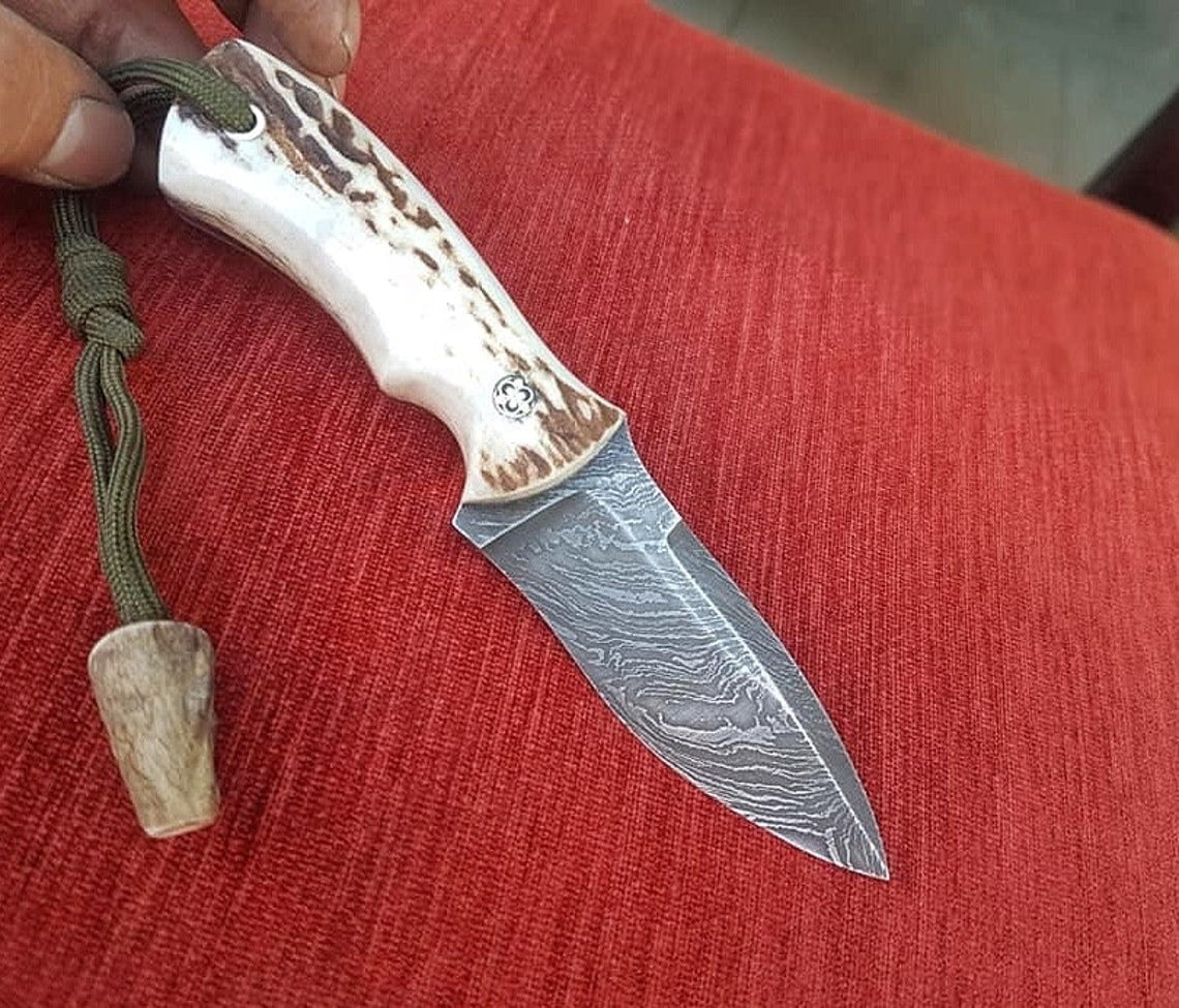 Premium Handmade Damascus Steel EDC Skinner Knife - Korvel