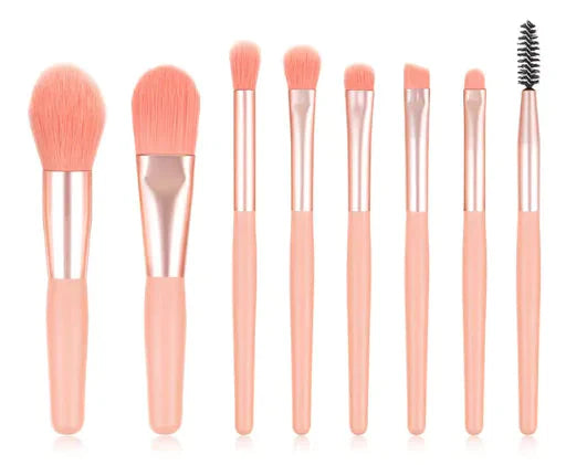 Ensemble de pinceaux de maquillage essentiels pour une application parfaite