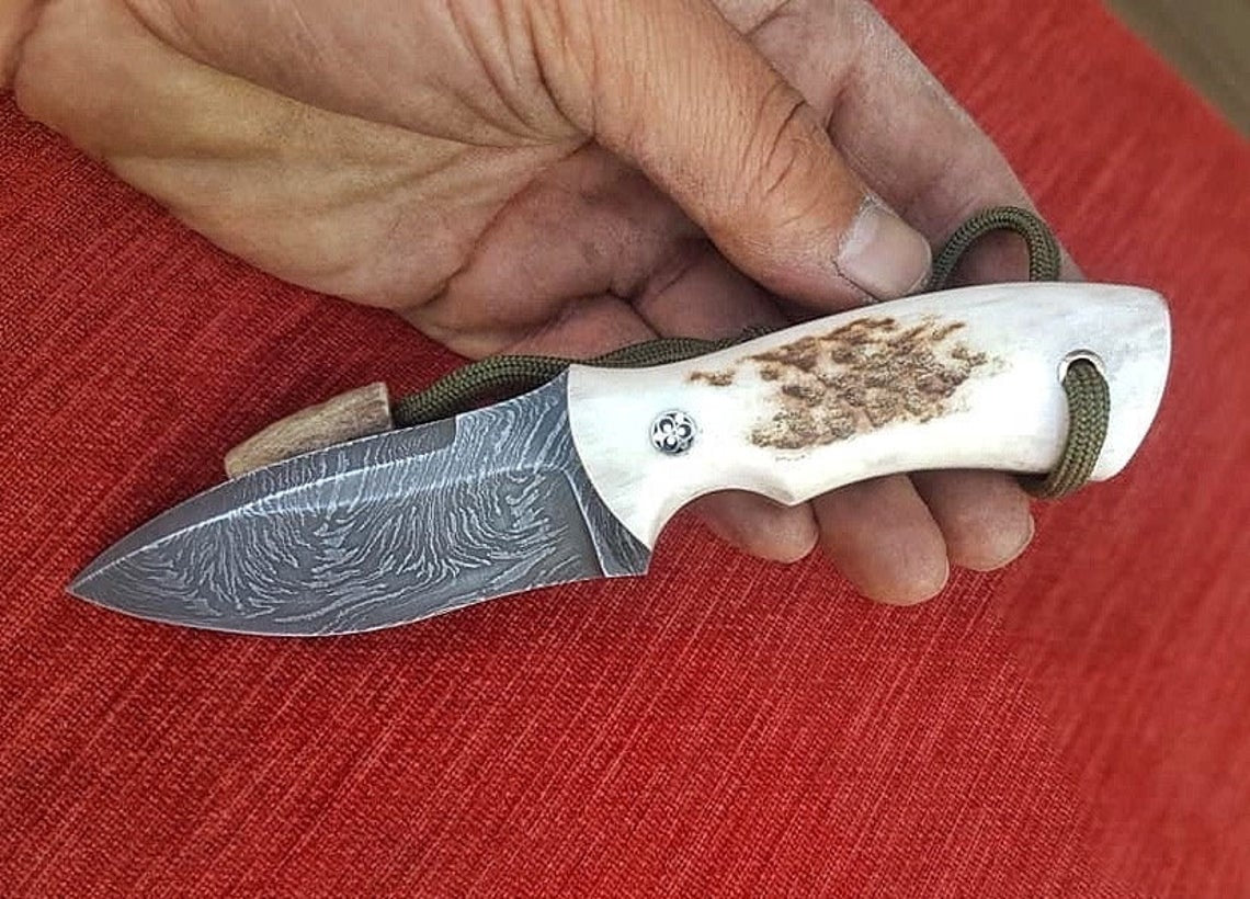 Premium Handmade Damascus Steel EDC Skinner Knife - Korvel