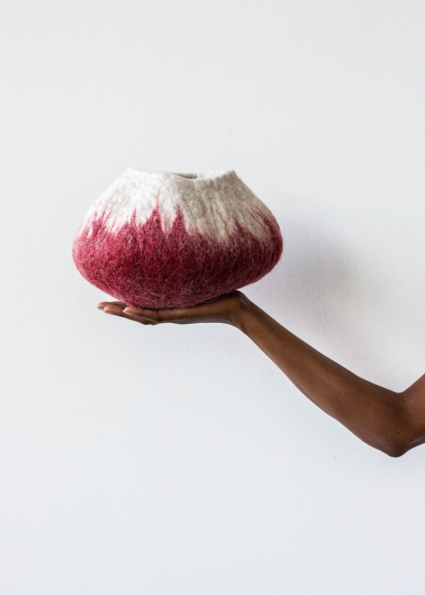 Bol Ukhamba en Laine Ombre Rouge Baie