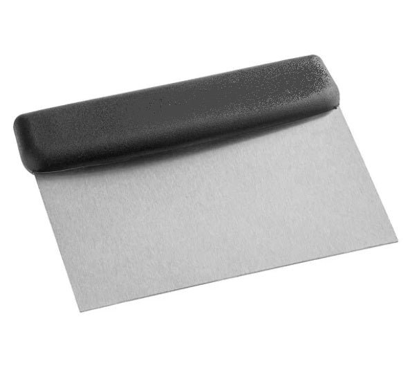 Pro Series Carbon Stainless Steel Dough Cutter - 6 1/4" x 3"