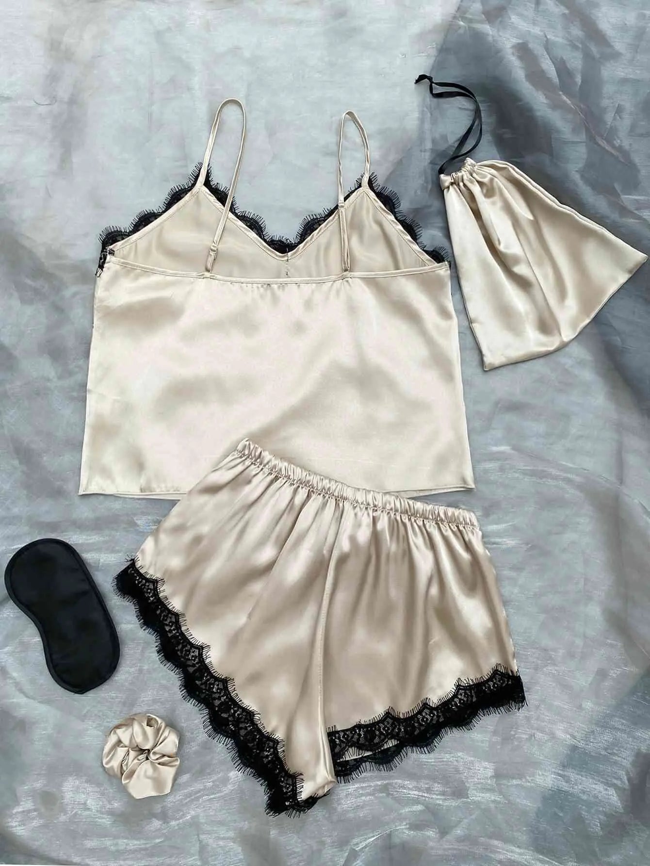 Ensemble de Pyjama Rêves en Dentelle