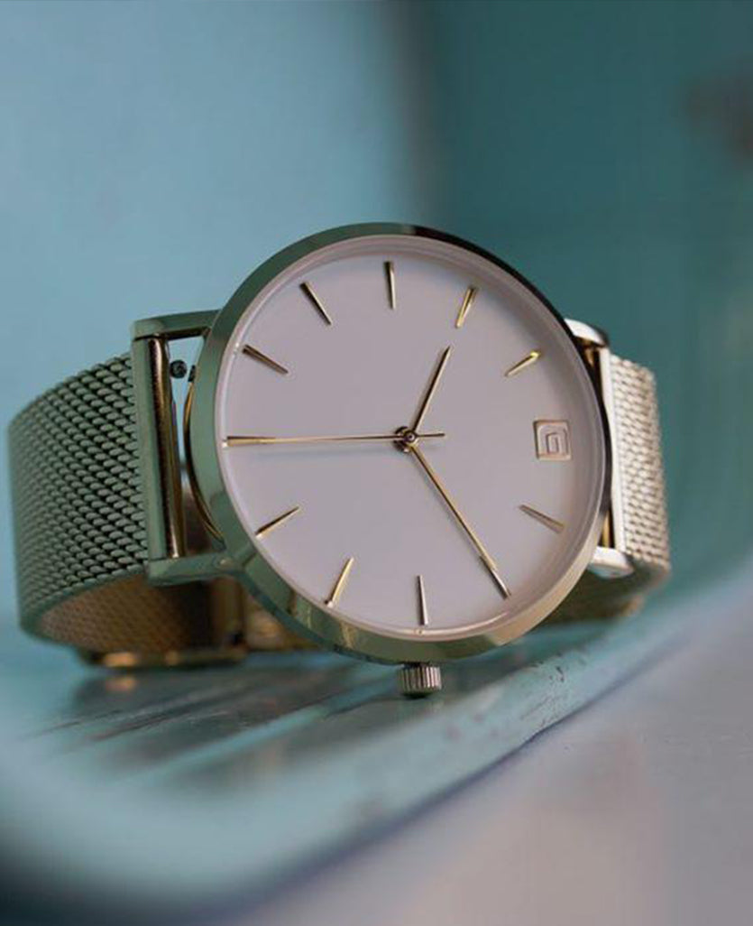Voyager Gold & White Watch: Your Ultimate Adventure Companion - Korvel